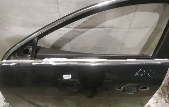 Opel Insignia A Front door glass trim molding 