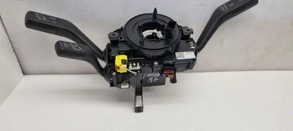 Volkswagen PASSAT B7 Airbag slip ring squib (SRS ring) 5K0953569T 3C5953502B 3C5953501BG