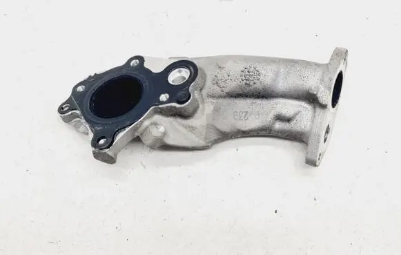 Mercedes-Benz B W246 W242 EGR valve line/pipe/hose A6511402108