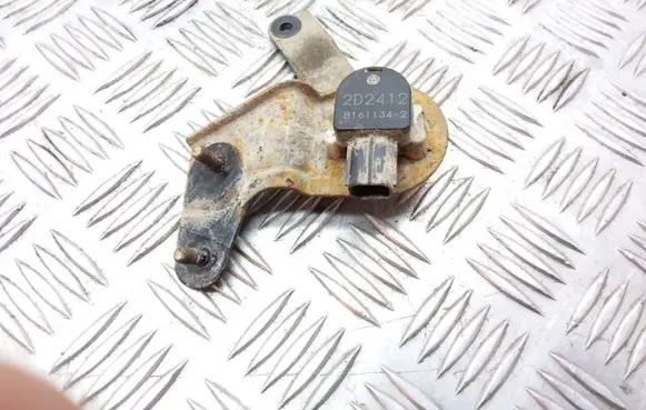 Subaru XV Rear height level sensor lever B1611342 2D2412