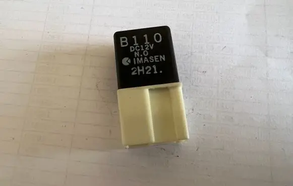 Mazda Premacy Other relay B110 2H21