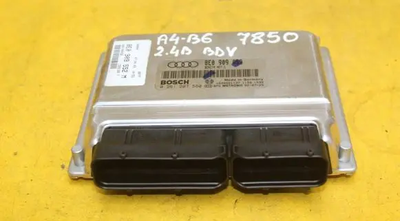 Audi A4 S4 B6 8E 8H Engine control unit/module ECU 8E0909052