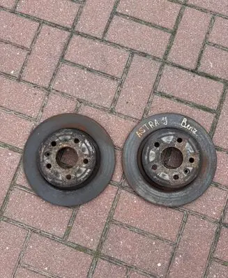 Opel Astra J Rear brake disc