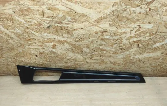 Porsche Panamera (971) Other rear door trim element 