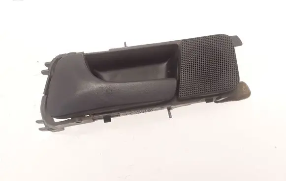 Suzuki Forenza Front door interior handle 96548074