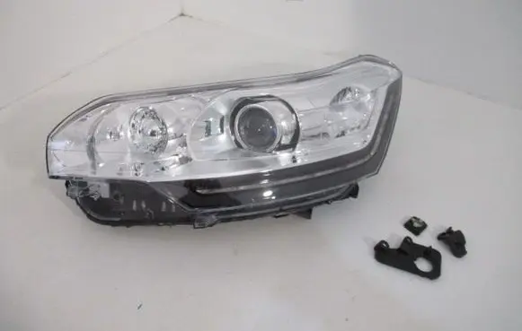 Citroen C5 Headlight/headlamp 1607400880