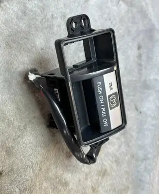 Subaru XV I Rear glass lock/latch C53 83322AJ010