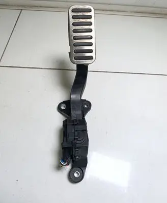 KIA Niro Accelerator throttle pedal 32700G2130 NJBA0417 DH32726G2100