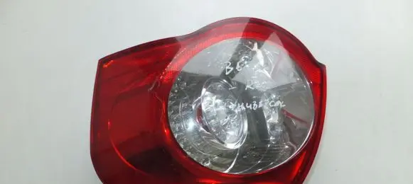 Volkswagen PASSAT B6 Rear/tail lights ZSB3C9945096B