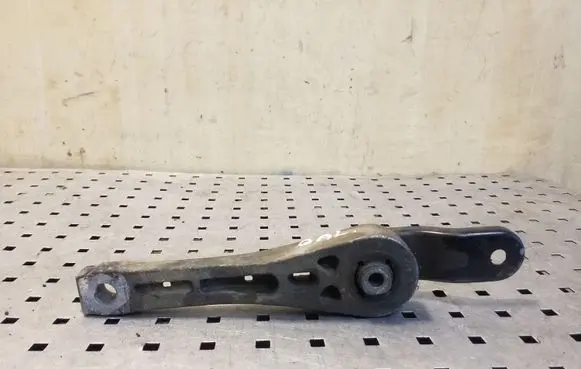 Skoda Yeti (5L) Gearbox mounting bracket 1K0199855