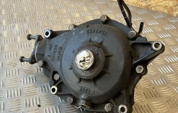 BMW X5 E53 Front differential 7547499 7547498 7523043