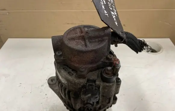 Hyundai Tucson JM Generator/alternator 3730027012 021319112