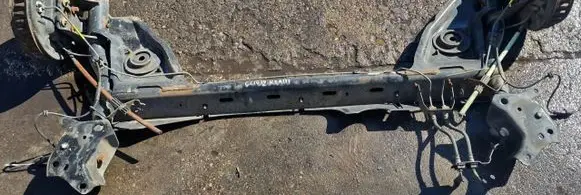 Renault Clio IV Rear axle beam 