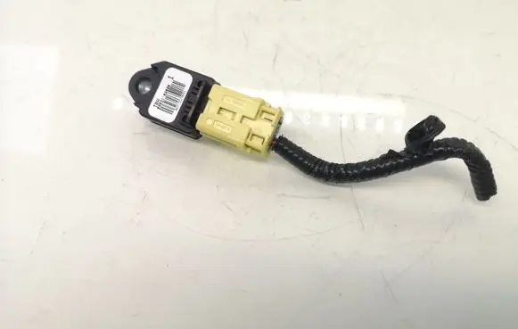 Lexus IS 220D-250-350 Airbag deployment crash/impact sensor 8983102020 0657227891