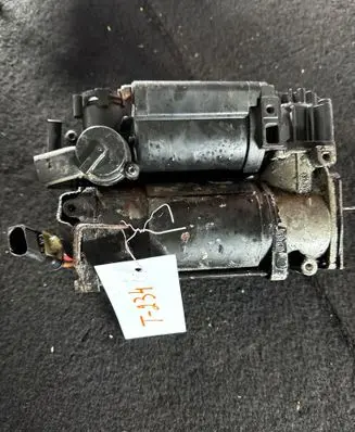 Mercedes-Benz E W211 Air suspension compressor 21132003040 41540311200