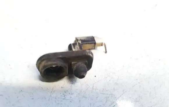 Suzuki Grand Vitara II Front door sensor 763f