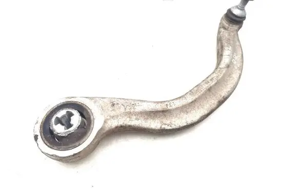 Tesla Model 3 Front lower control arm/wishbone 104435900A