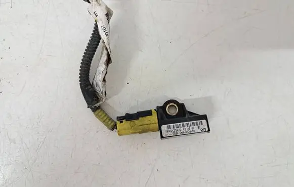 Honda Civic Airbag deployment crash/impact sensor 77930SNAA320M1