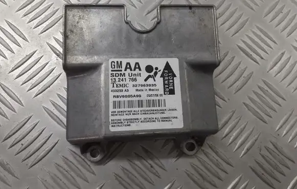 Opel Zafira B Airbag control unit/module 13241766