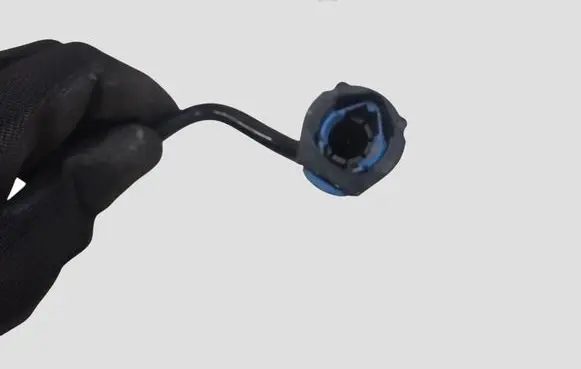 Ford Focus Fuel line pipe