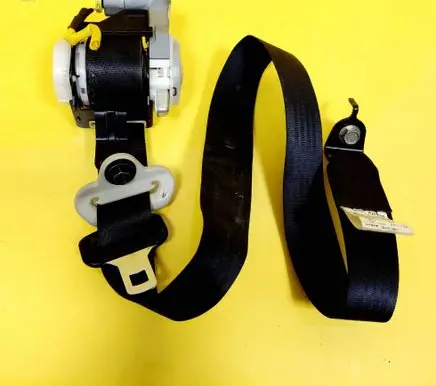 Mazda 5 Front seatbelt 0434086