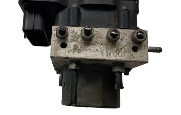 Skoda Fabia Mk2 (5J) ABS Pump 6R0907379AS 6R0907379AT 2265106455