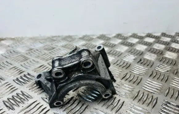 Audi A6 S6 C6 4F Power steering pump mounting bracket 06E145393B
