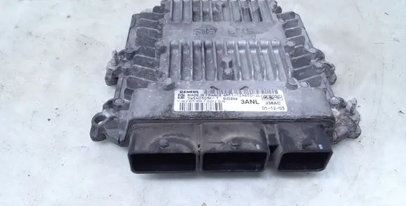 Ford Focus Engine control unit/module 4M5112A650JL