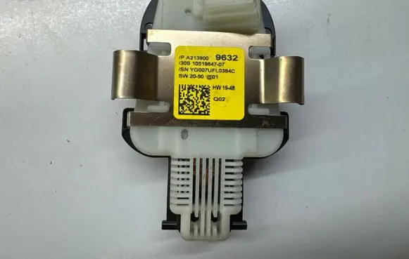 Mercedes-Benz E W213 Rain sensor A2139009632 A213900 1051964707
