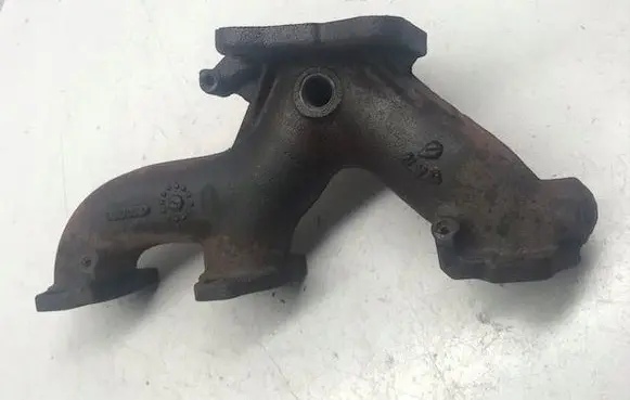 Renault Scenic I Exhaust manifold 12598529