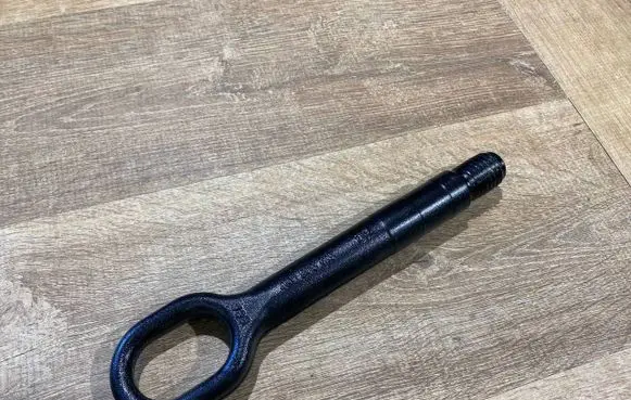 Porsche Macan (95B) Towing hook eye 4H0805615