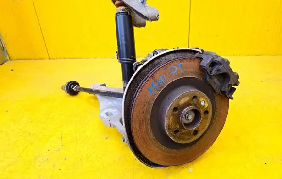 Volvo XC60 Rear wheel hub spindle/knuckle 31476444