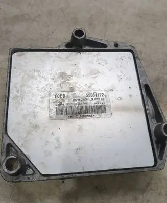 Opel Zafira B Engine control unit/module 55561172 MT35E23
