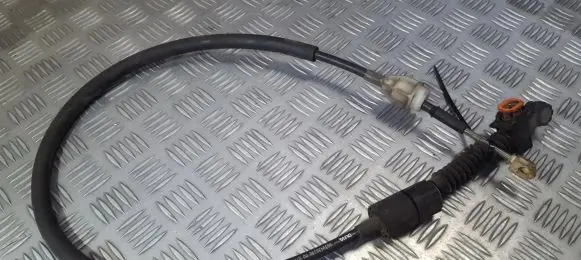 Citroen Xsara Gear shift cable linkage 9639438380