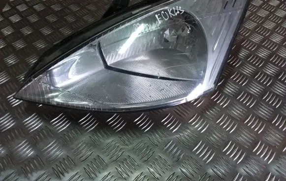 Ford Focus Headlight/headlamp IM5113006