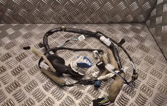 Suzuki Vitara (LY) Front door wiring loom 3675686R11