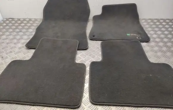 Peugeot 308 Car floor mat set 