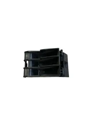 Nissan Navara D40 Headlight/headlamp mounting bracket 