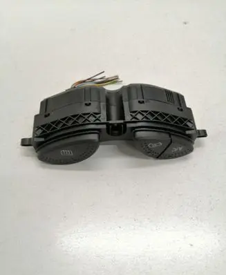 Ford Focus Windscreen/window heater switch YS4T19A945BA