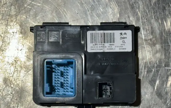 Peugeot 308 Air conditioning/heating control unit 9836666580