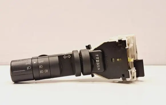 Nissan Qashqai Indicator stalk 7723SN