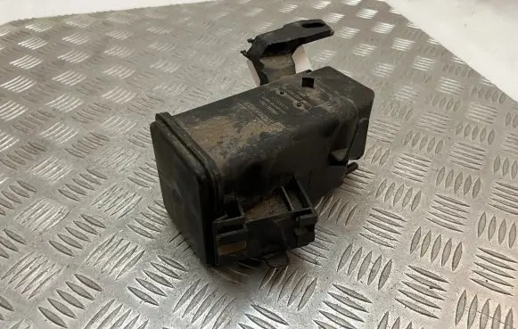 Peugeot 5008 II Active carbon filter fuel vapour canister 967562748001 17213175