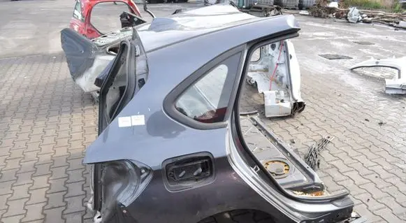 BMW 2 F45 Front quarter panel 