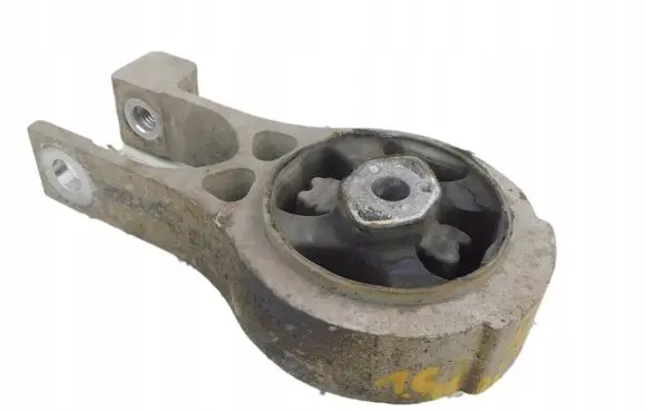 Peugeot 508 Engine mounting bracket