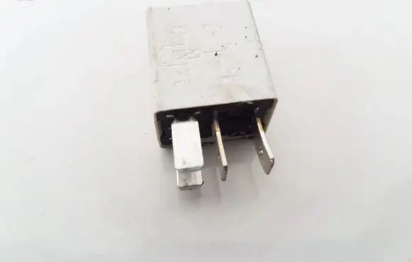 Seat Ibiza IV (6J,6P) Other relay 1K0951253 449 1K0951253449