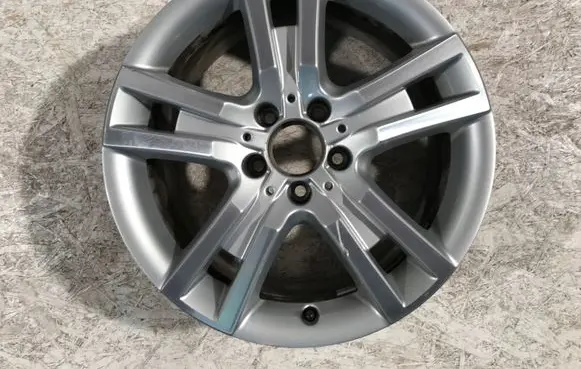 Mercedes-Benz E C207 W207 R17 alloy rim 