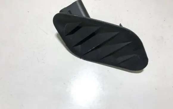 Mitsubishi Pajero Sport I Dash center air vent grill mr117483r