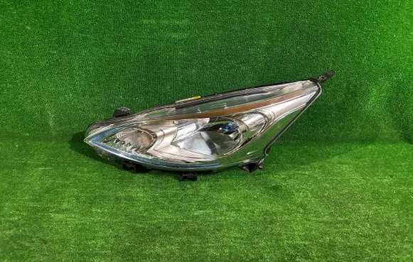 Nissan e-NV200 Headlight/headlamp 260604FA0A