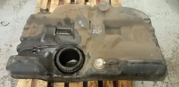 Ford Mondeo Mk III Fuel tank 1S719002BJ Q30QA