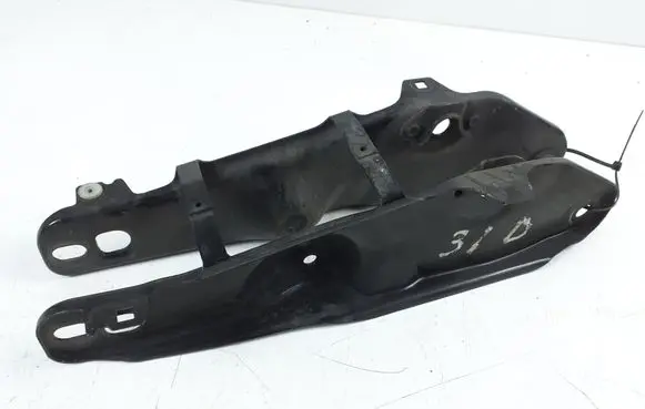 BMW 5 G30 G31 Rear upper control arm/wishbone 6861131
